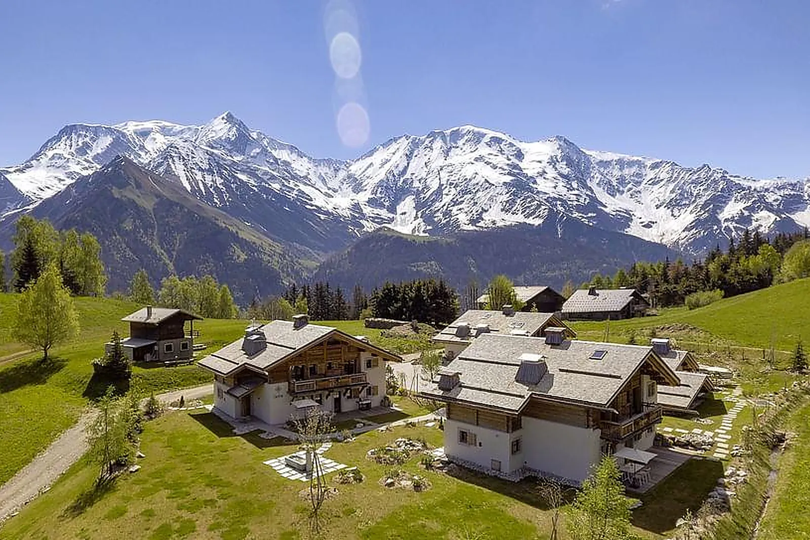 Lieux événementiels, LES CHALETS DE L'ARMANCETTE