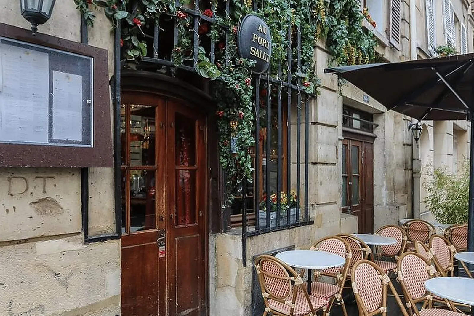 Lieux événementiels, LES DESSOUS DU PANTHÉON LE PORT DU SALUT