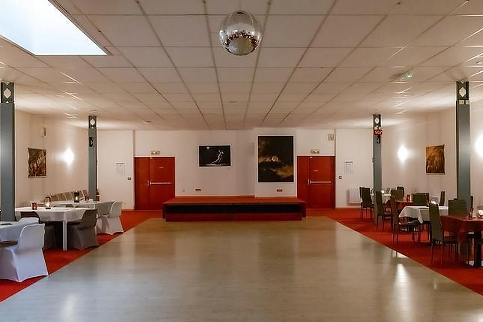 Lieux événementiels, L'ESPACE APOGÉE