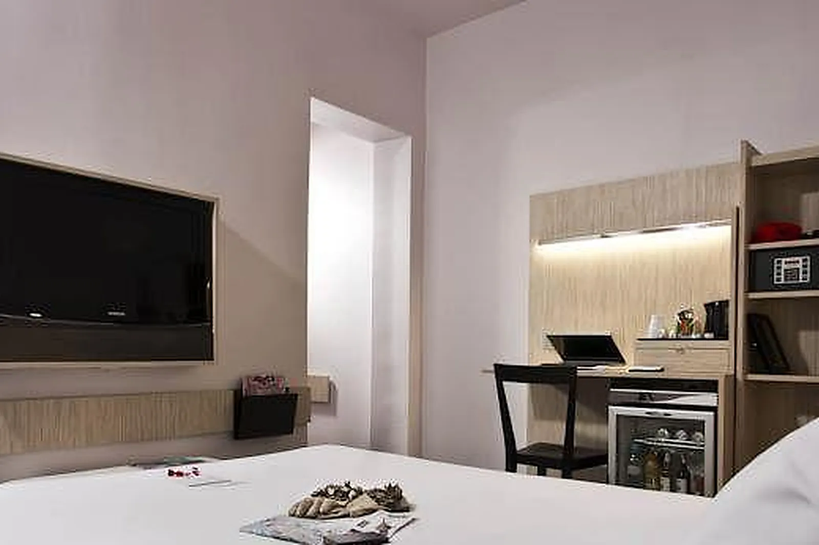 Lieux événementiels, LIBERTEL GARE DE L'EST FRANÇAIS ***