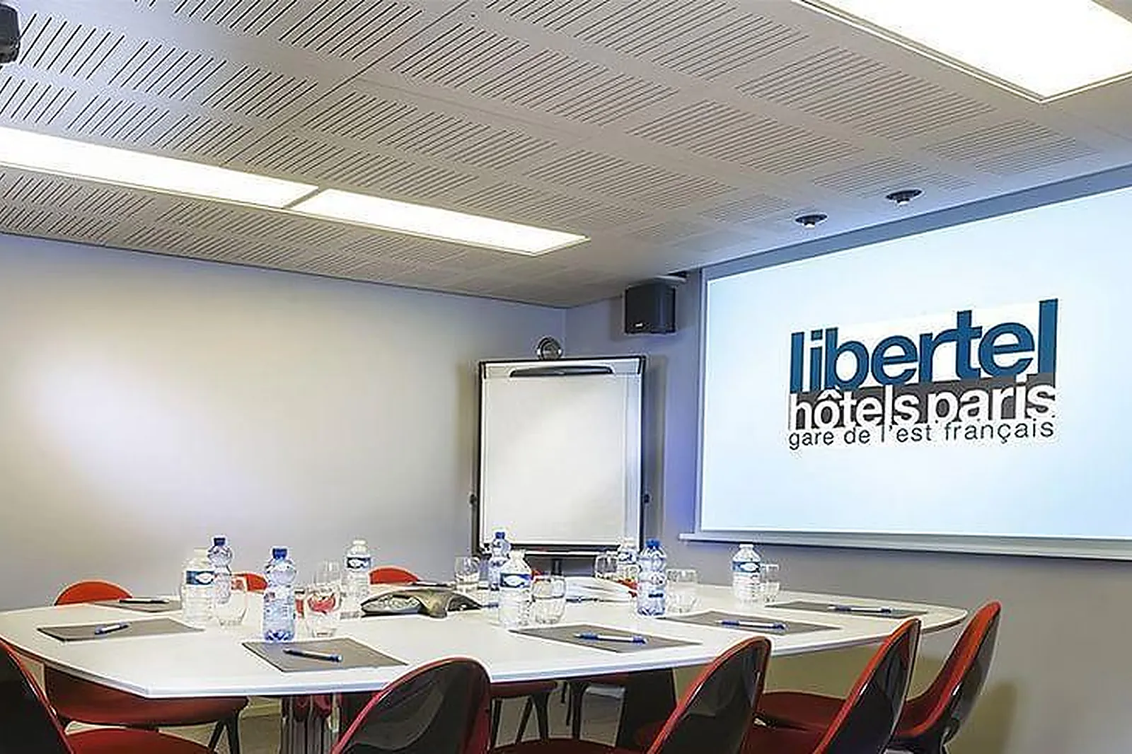 Lieux événementiels, LIBERTEL GARE DE L'EST FRANÇAIS ***