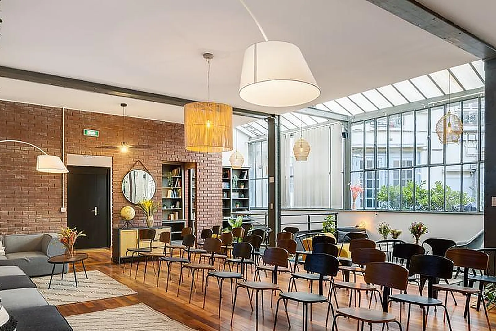 Lieux événementiels, LOFT ATYPIQUE SOUS VERRIÈRE