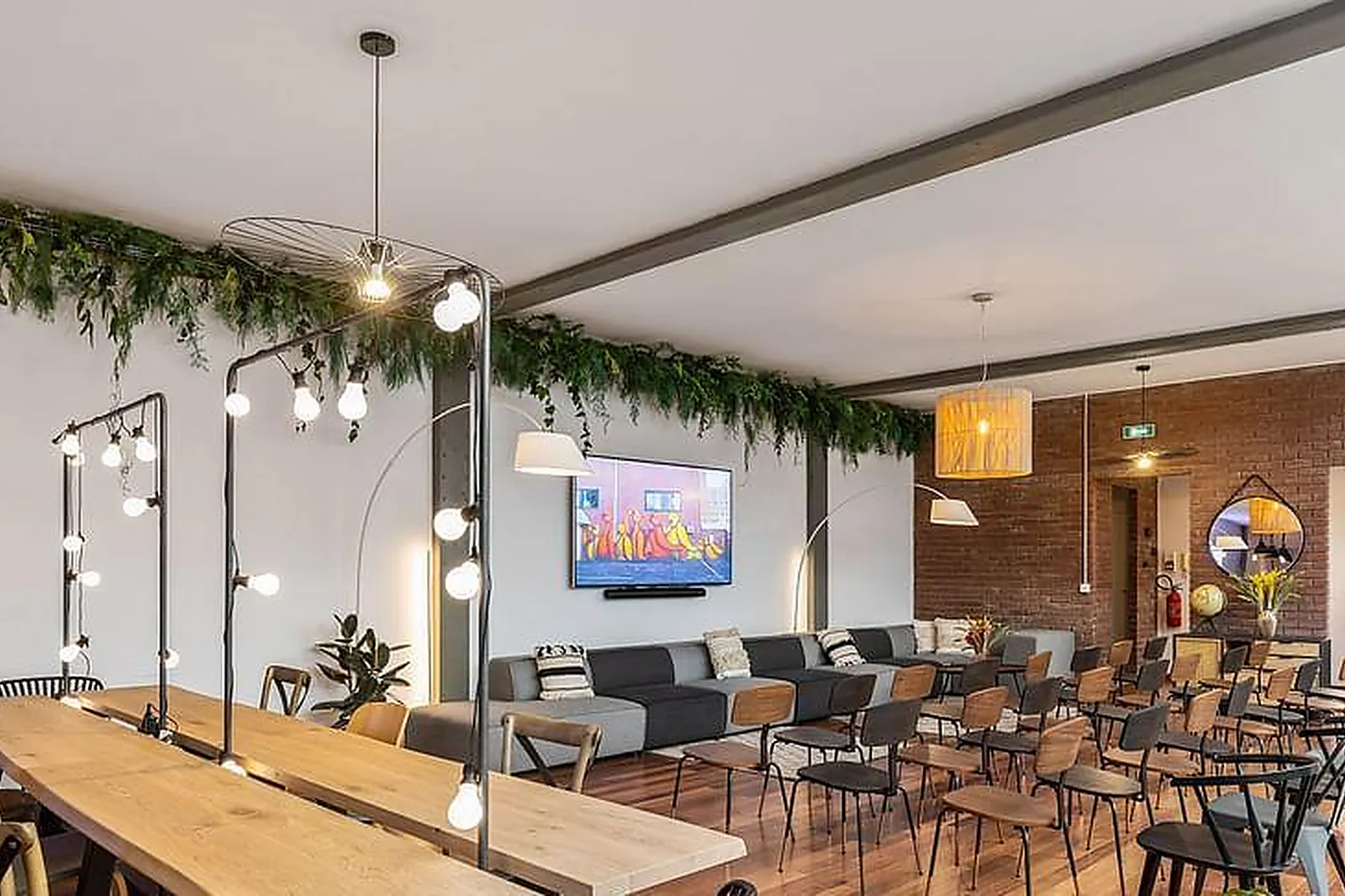 Lieux événementiels, LOFT ATYPIQUE SOUS VERRIÈRE