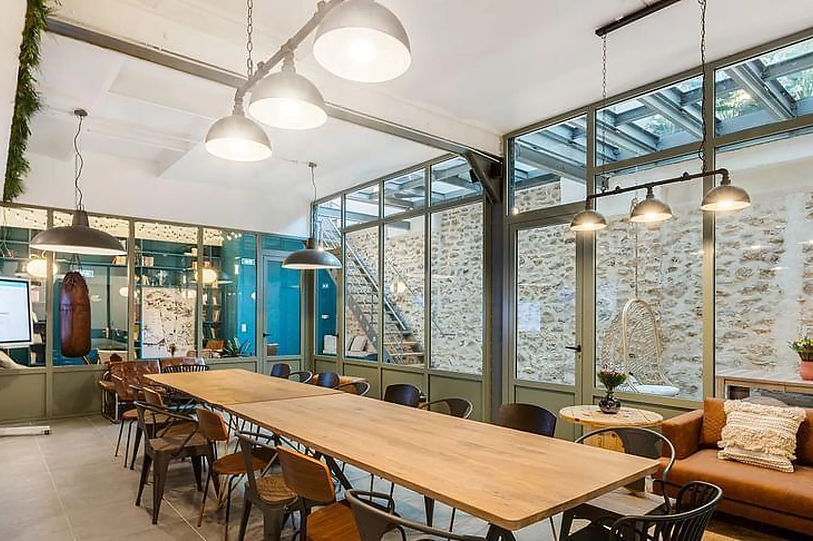 Lieux événementiels, LOFT ATYPIQUE SOUS VERRIÈRE