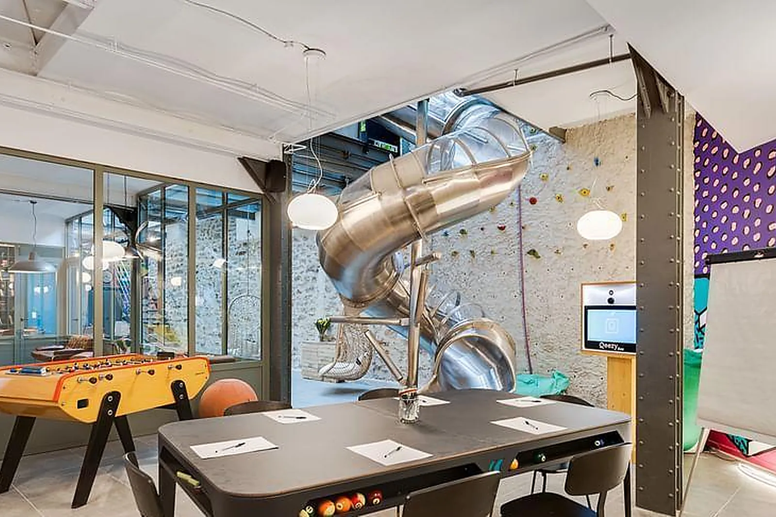 Lieux événementiels, LOFT ATYPIQUE SOUS VERRIÈRE