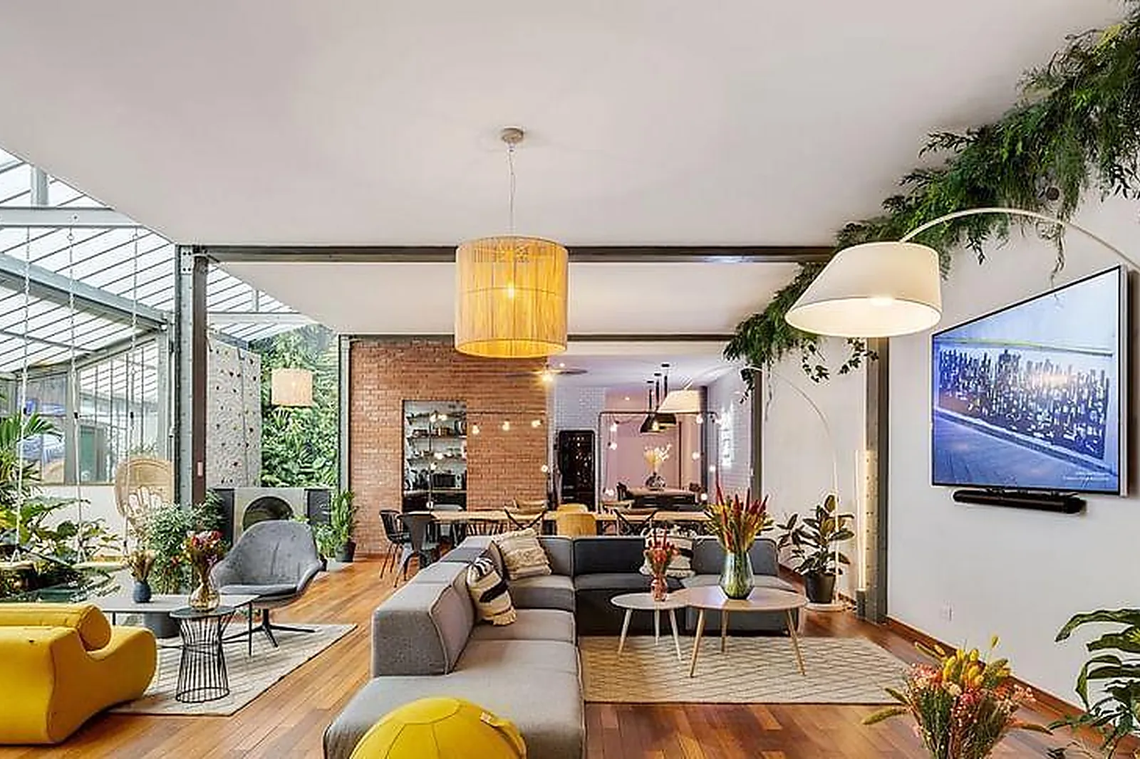 Lieux événementiels, LOFT ATYPIQUE SOUS VERRIÈRE