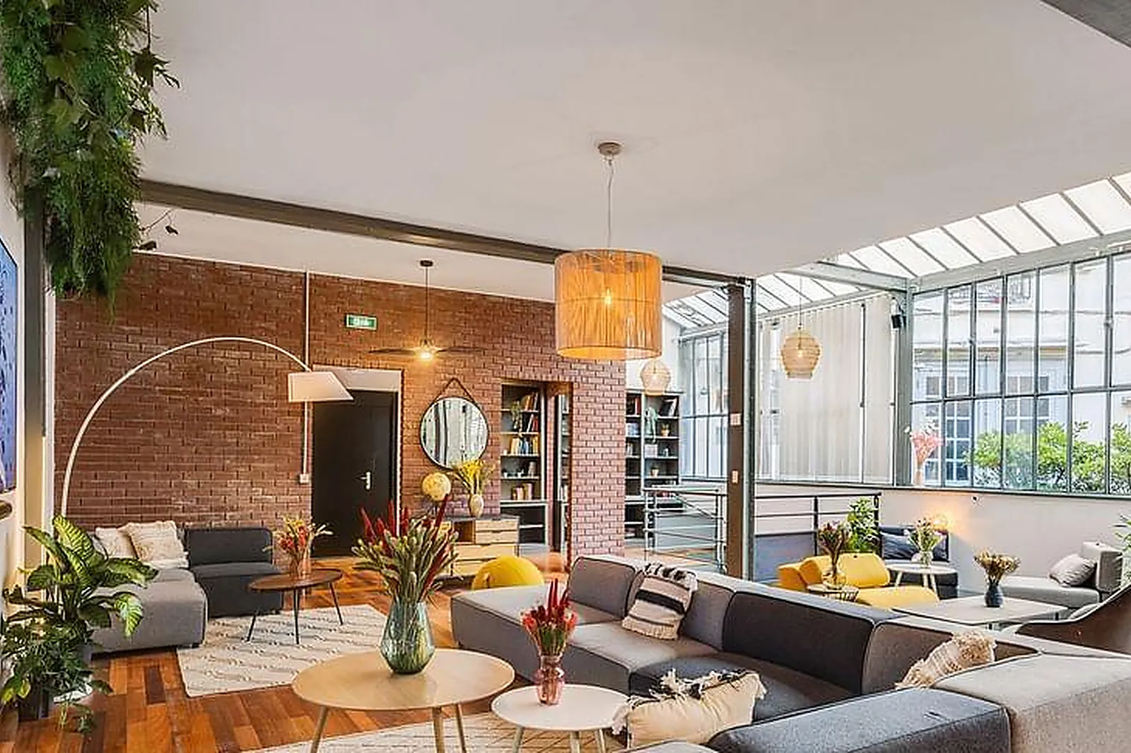 Lieux événementiels, LOFT ATYPIQUE SOUS VERRIÈRE