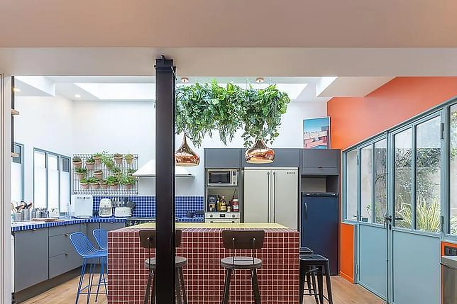 Lieux événementiels, LOFT D'ARTISTE AVEC TERRASSE EN PLEIN COEUR DE PARIS