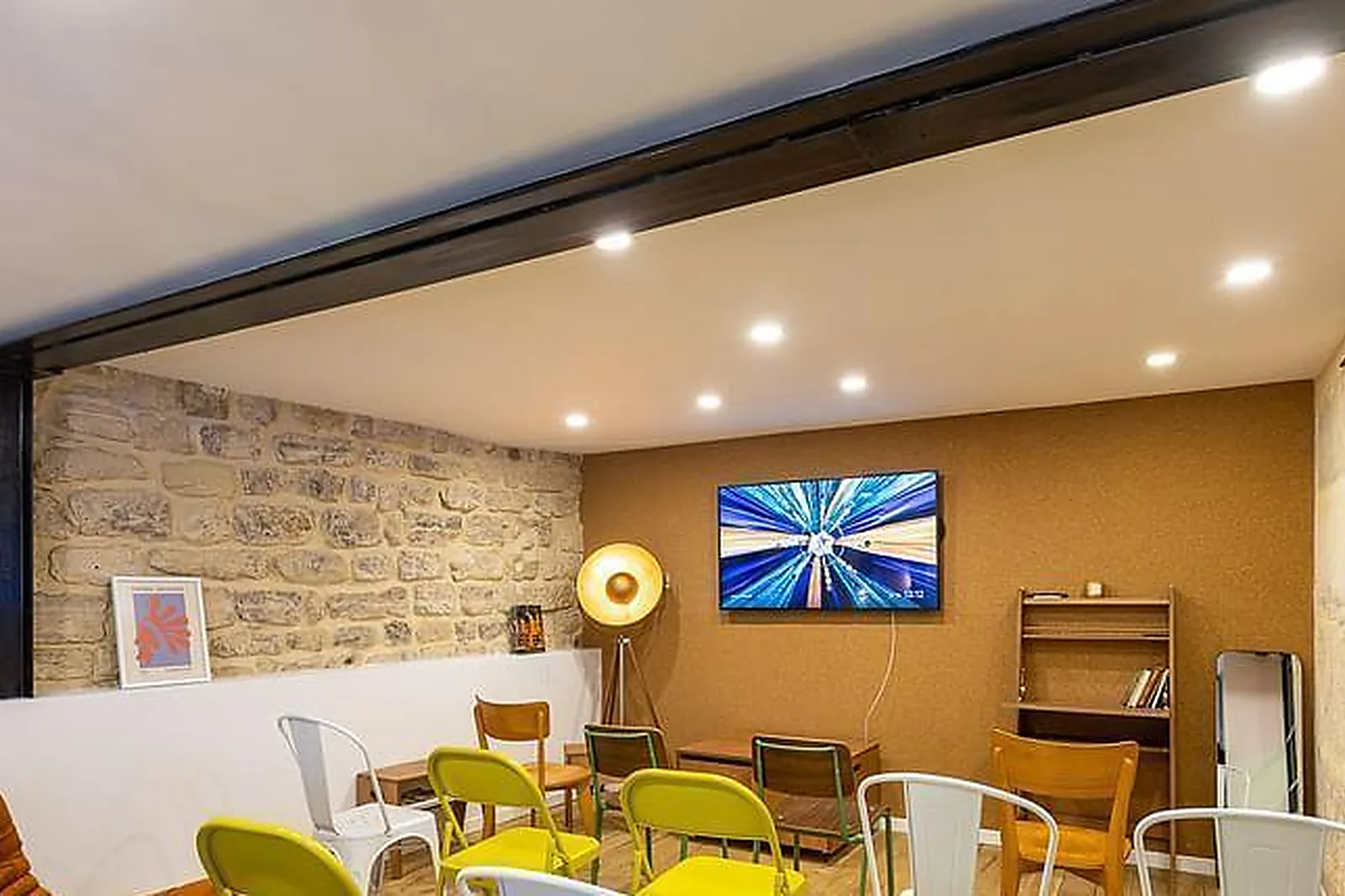 Lieux événementiels, LOFT D'ARTISTE AVEC TERRASSE EN PLEIN COEUR DE PARIS