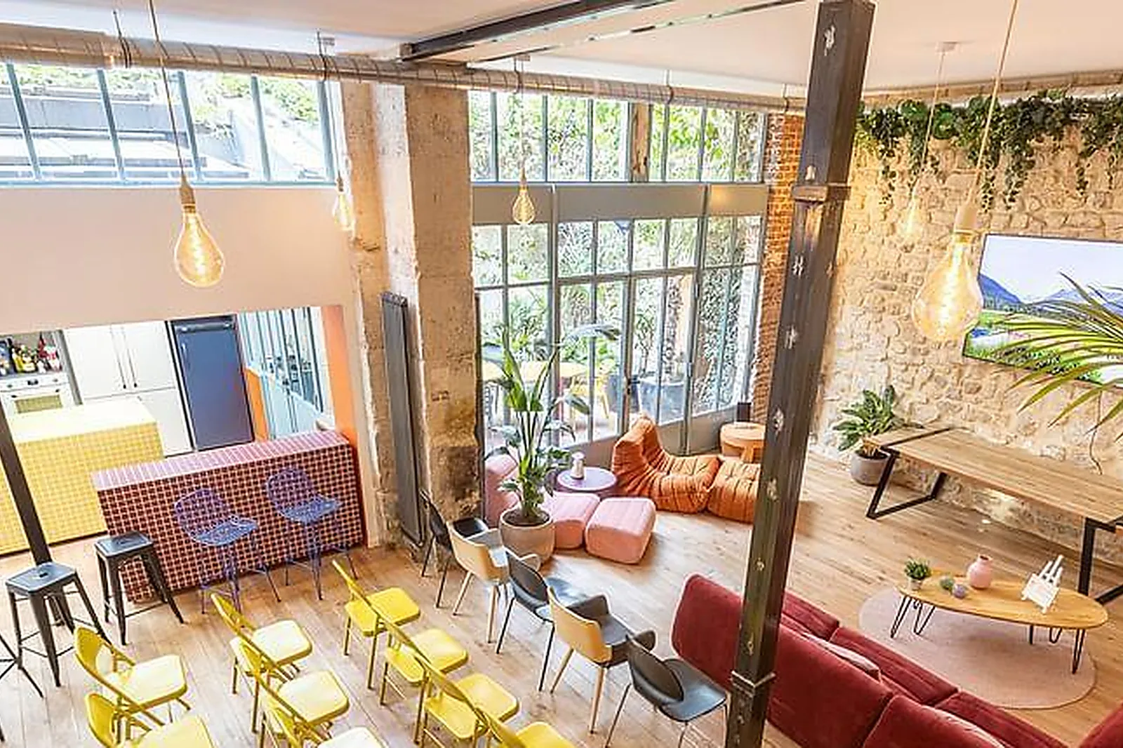 Lieux événementiels, LOFT D'ARTISTE AVEC TERRASSE EN PLEIN COEUR DE PARIS