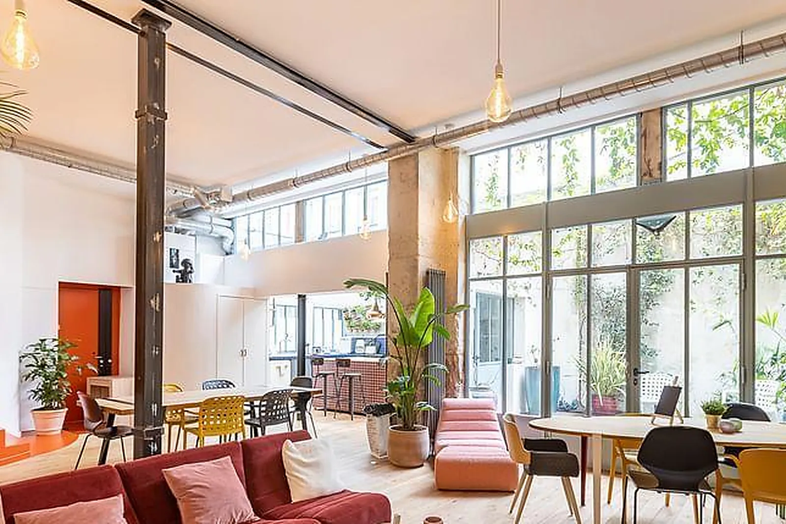 Lieux événementiels, LOFT D'ARTISTE AVEC TERRASSE EN PLEIN COEUR DE PARIS