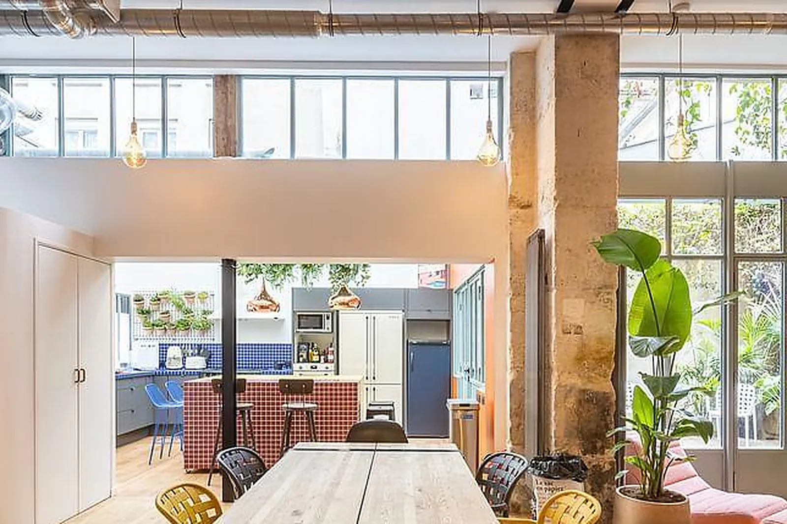 Lieux événementiels, LOFT D'ARTISTE AVEC TERRASSE EN PLEIN COEUR DE PARIS