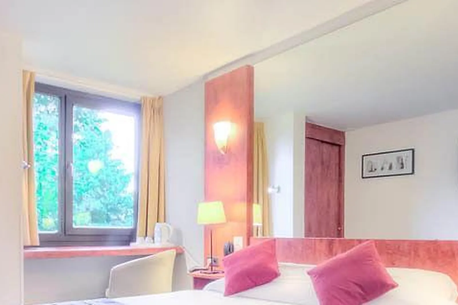 Lieux événementiels, LOGIS HÔTEL RESTAURANT DES ACACIAS LILLE TOURCOING ***