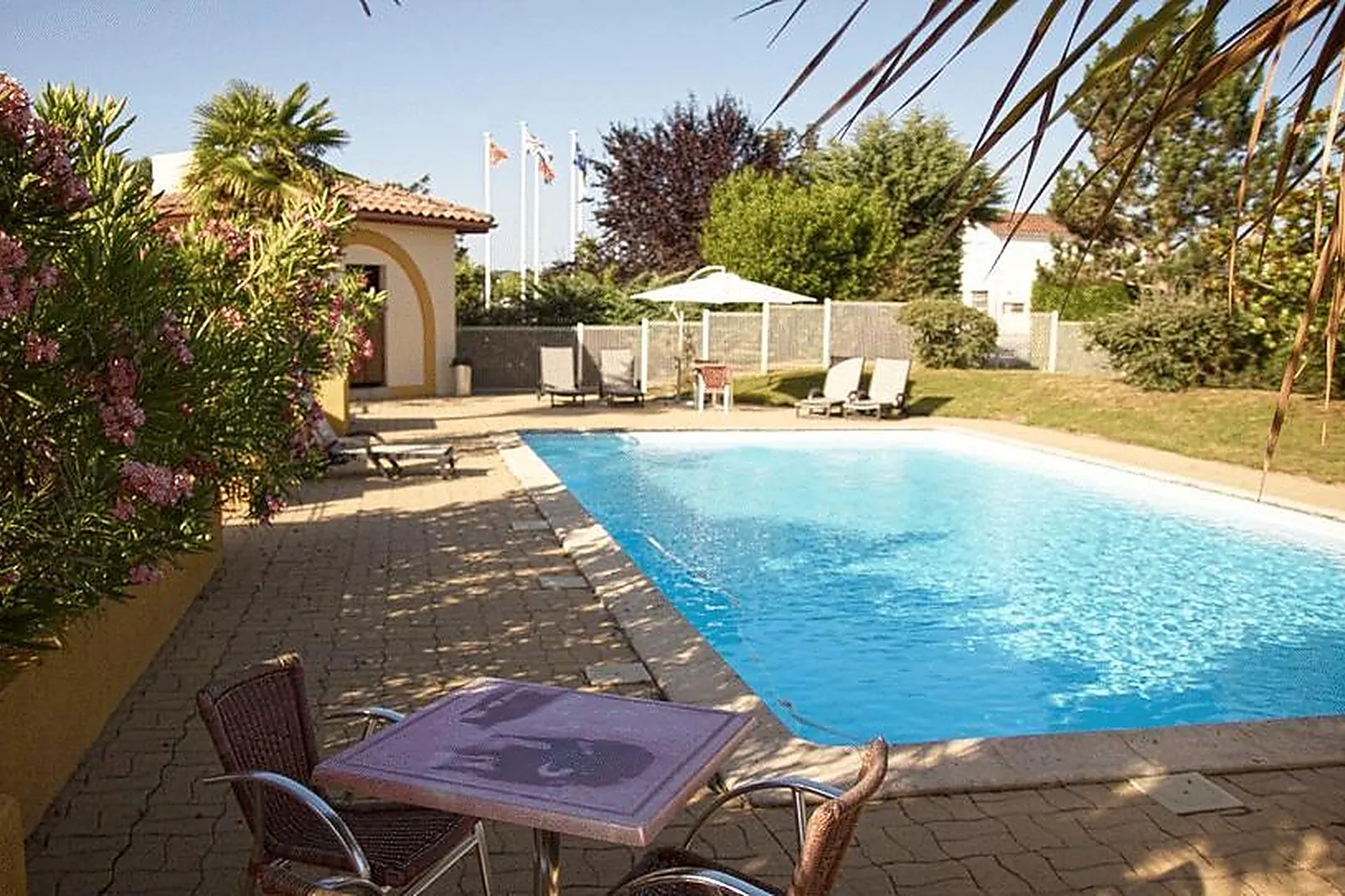 Lieux événementiels, LOGIS HÔTEL RESTAURANT SOLENCA***