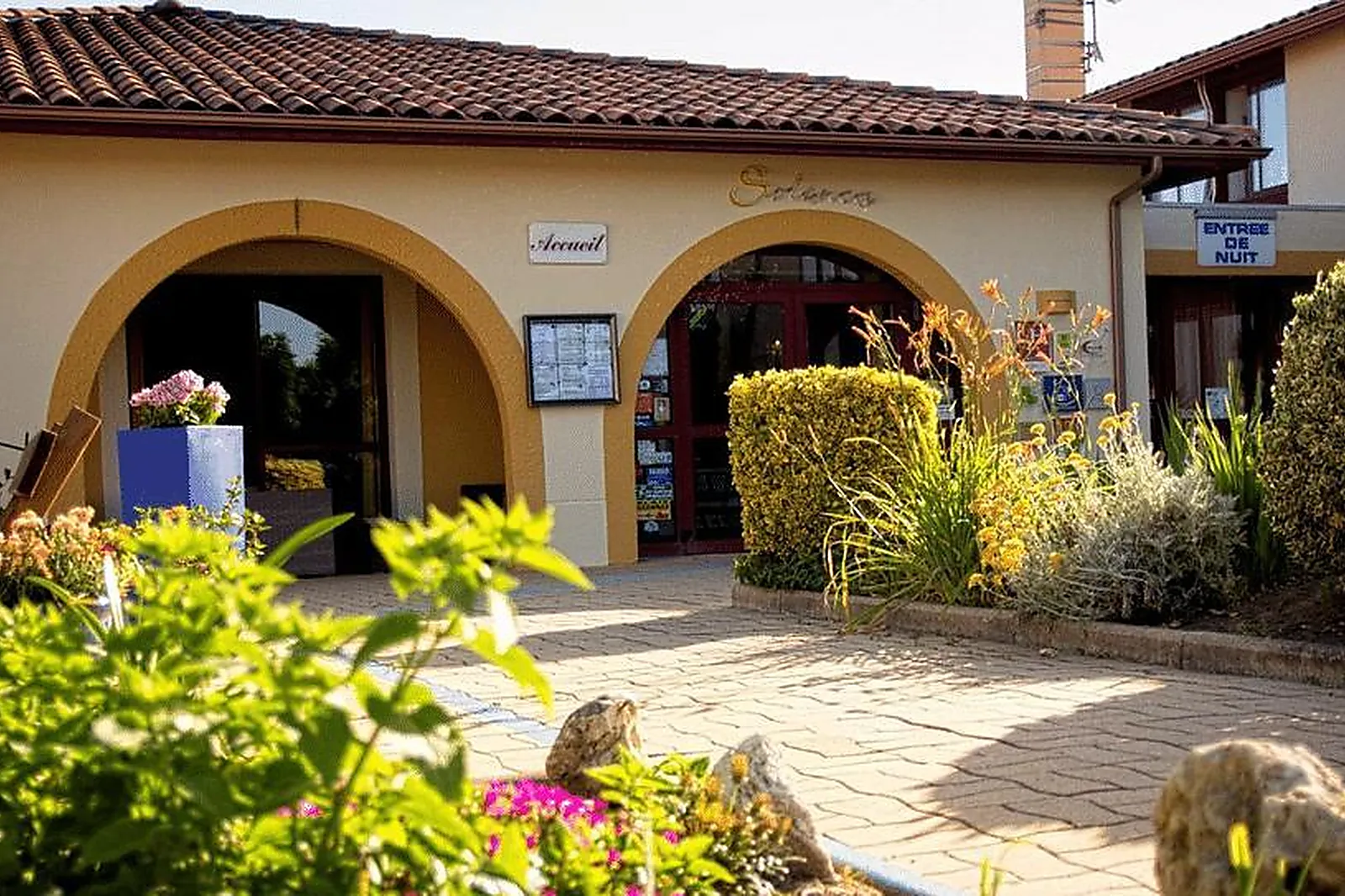 Lieux événementiels, LOGIS HÔTEL RESTAURANT SOLENCA***