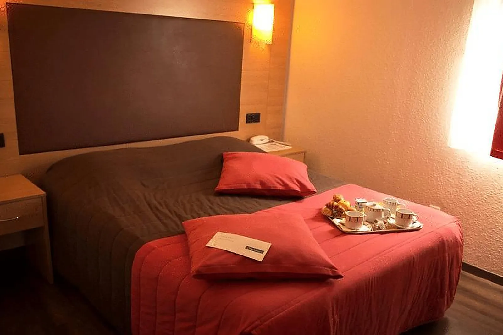 Lieux événementiels, LOGIS HÔTEL RESTAURANT SOLENCA***