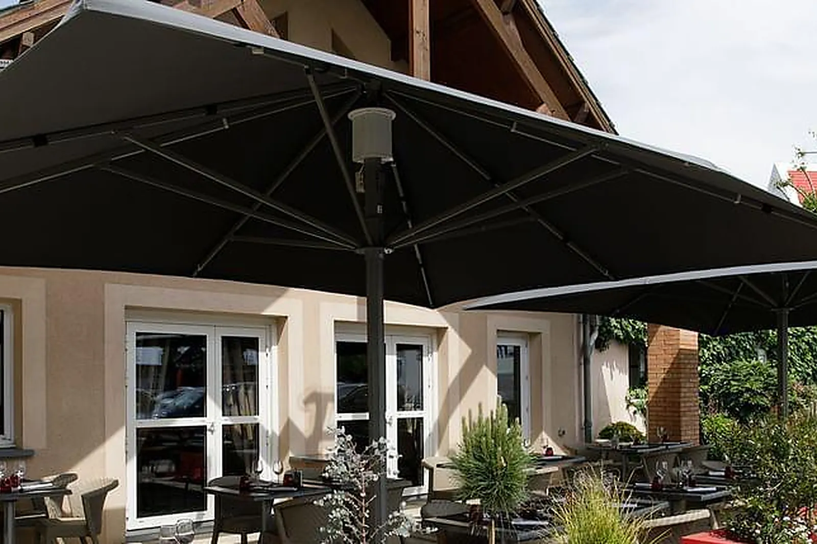 Lieux événementiels, LOGIS L'ORÉE DE CHARTRES***