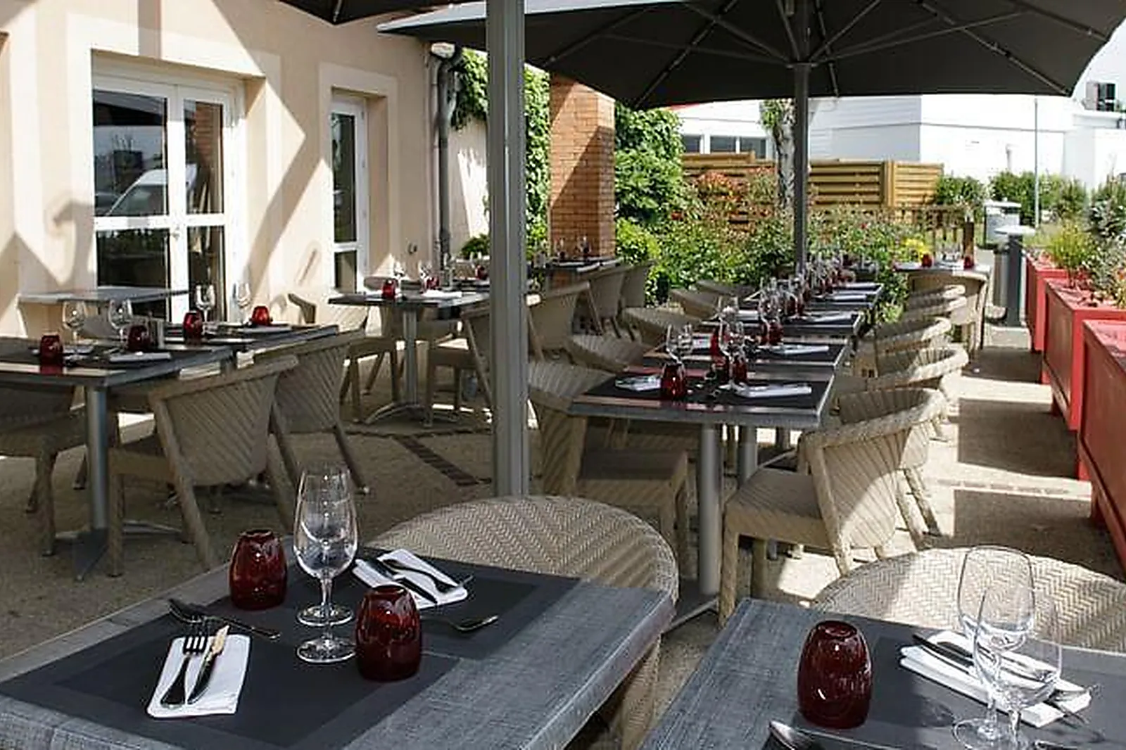 Lieux événementiels, LOGIS L'ORÉE DE CHARTRES***