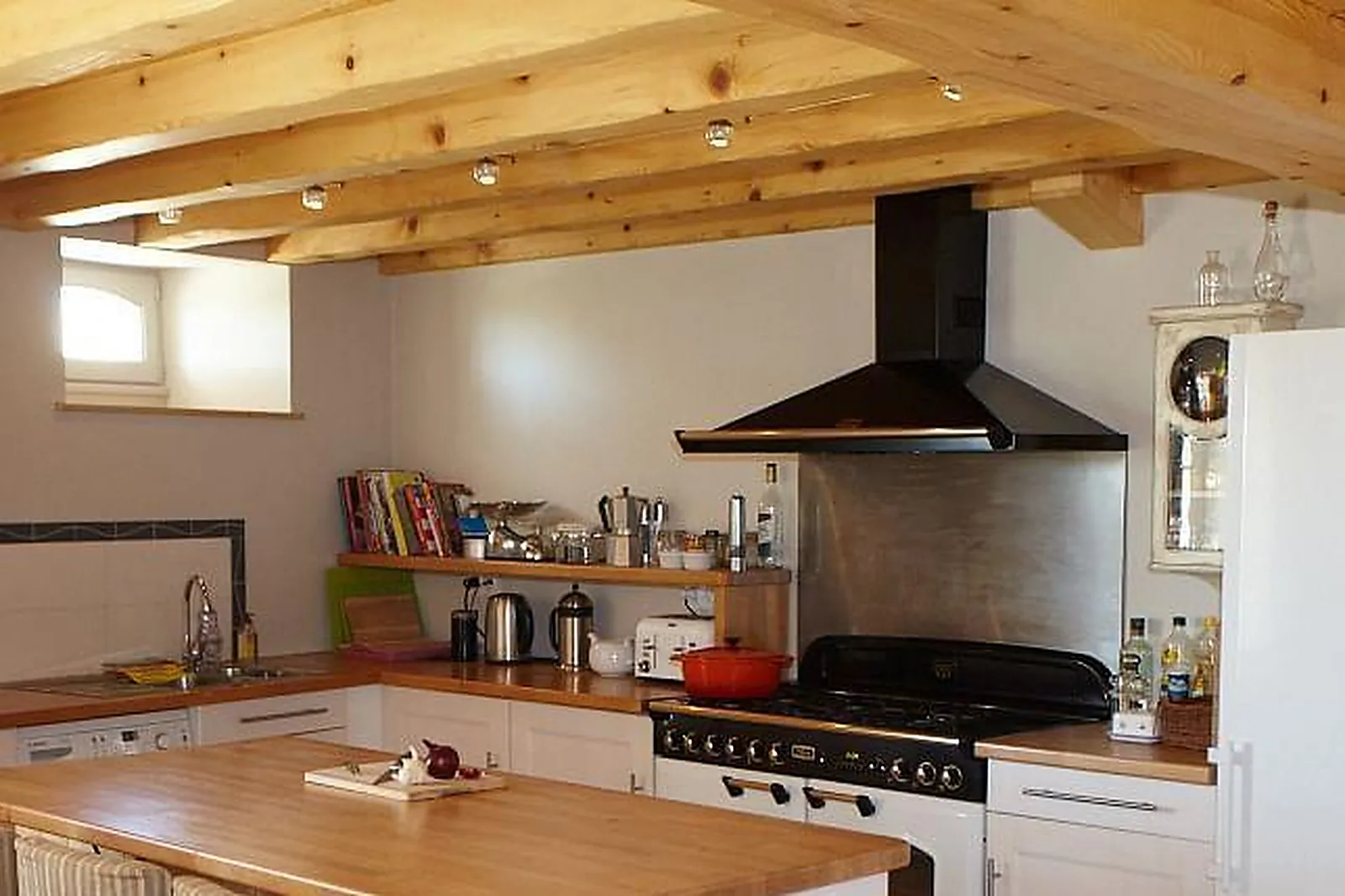 Lieux événementiels, LOGIS DU PARADIS