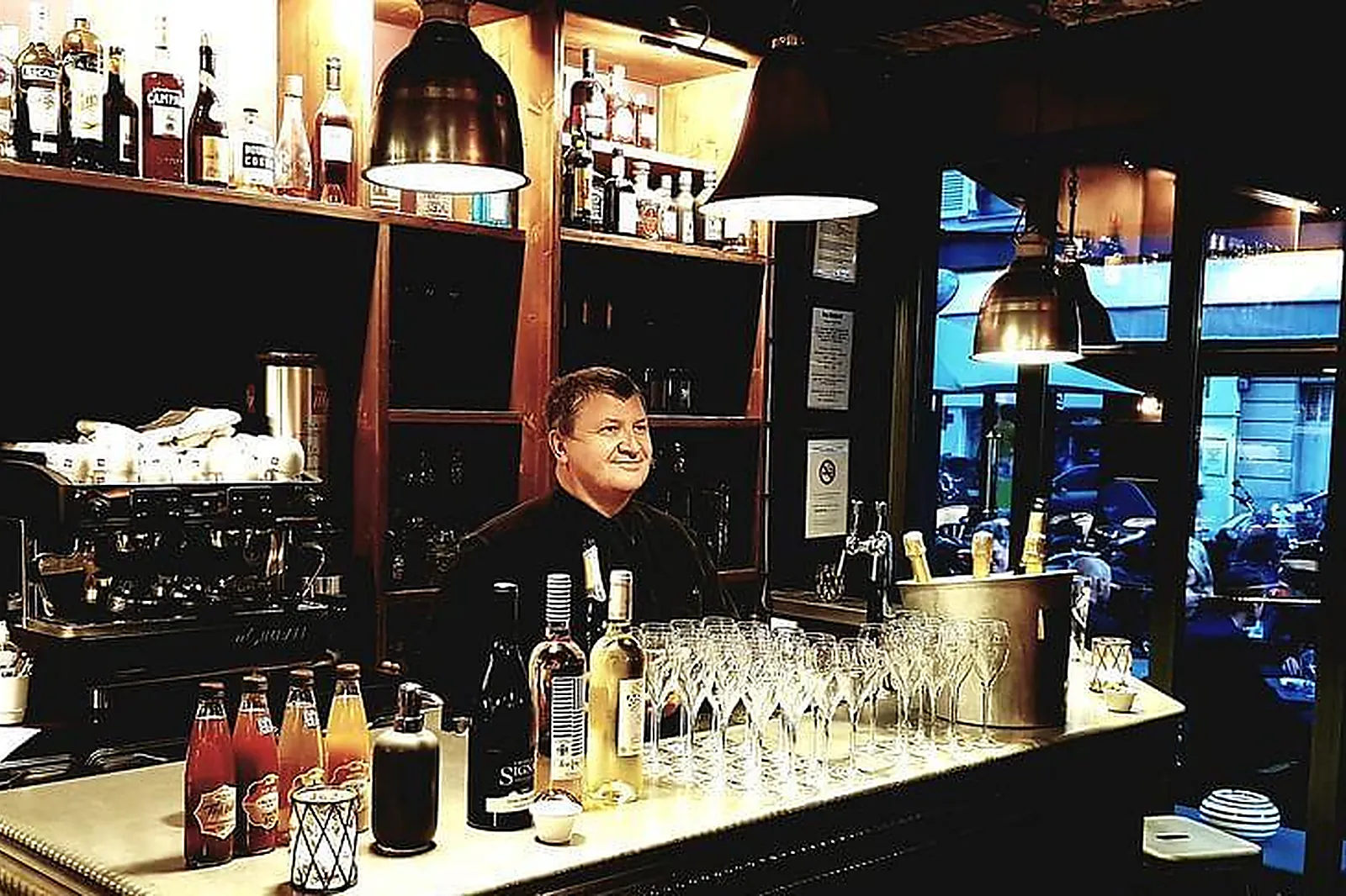 Lieux événementiels, LOU BISTROT