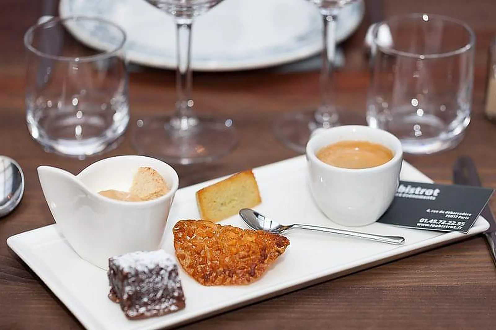 Lieux événementiels, LOU BISTROT