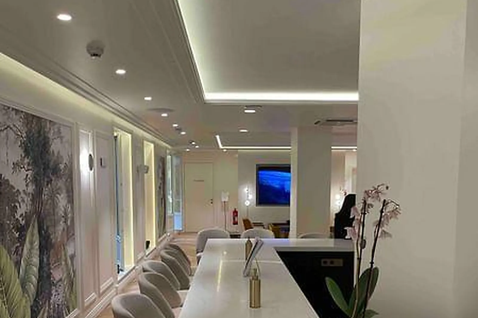 Lieux événementiels, LUXURYHOTELSCHOOL