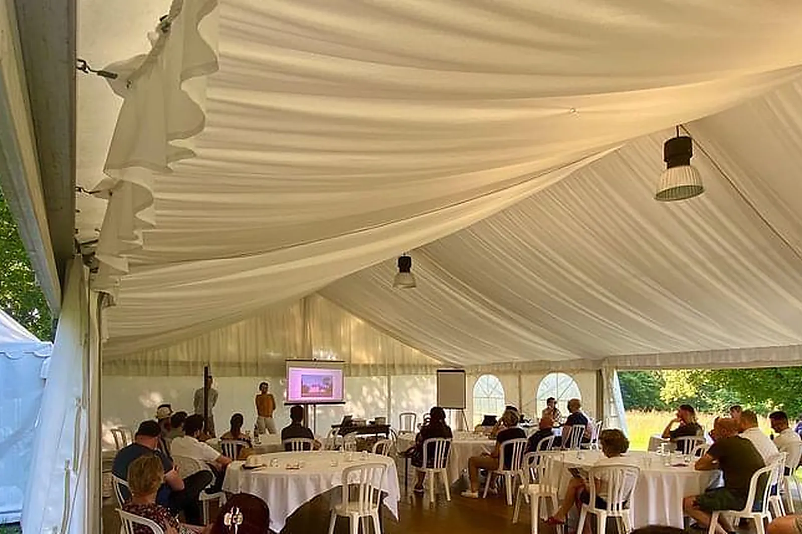 Lieux événementiels, L'ÉCO-DOMAINE DU CHALONGE