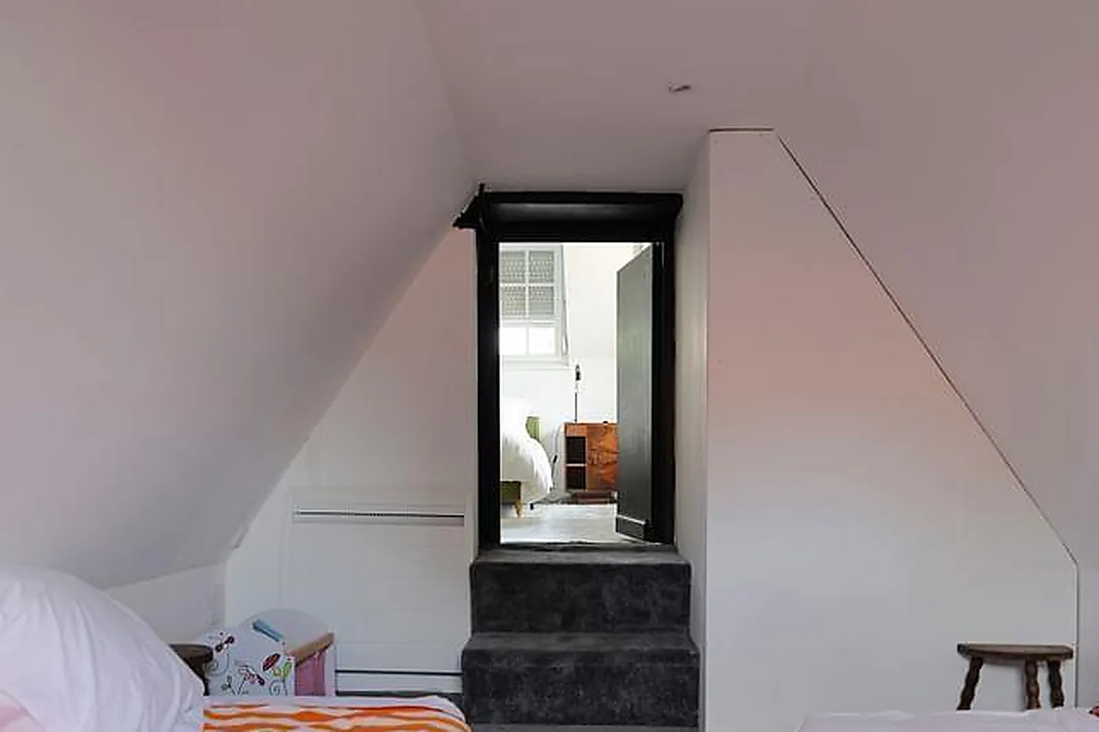 Lieux événementiels, LÉTABLI