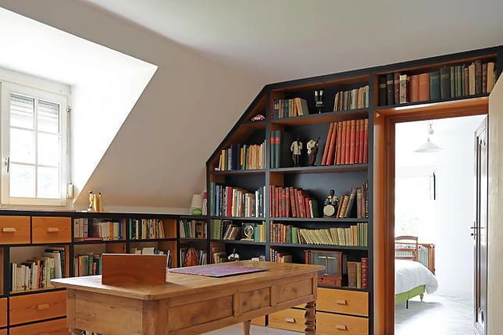 Lieux événementiels, LÉTABLI