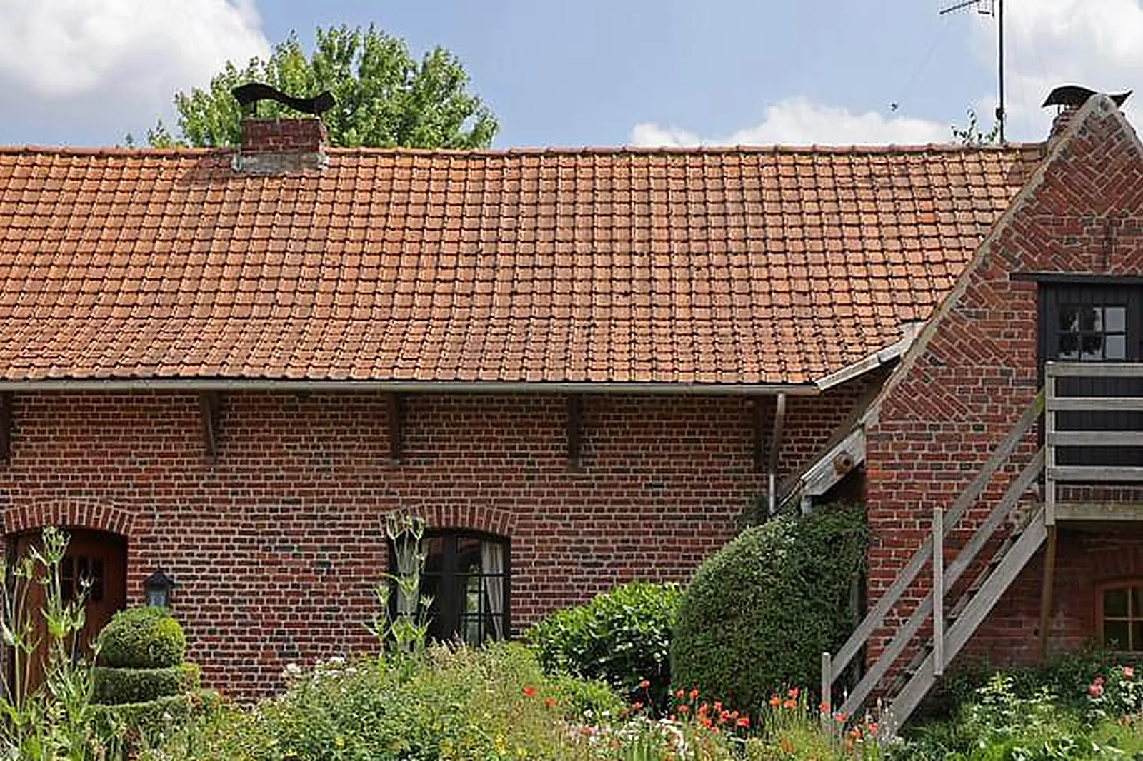 Lieux événementiels, LÉTABLI