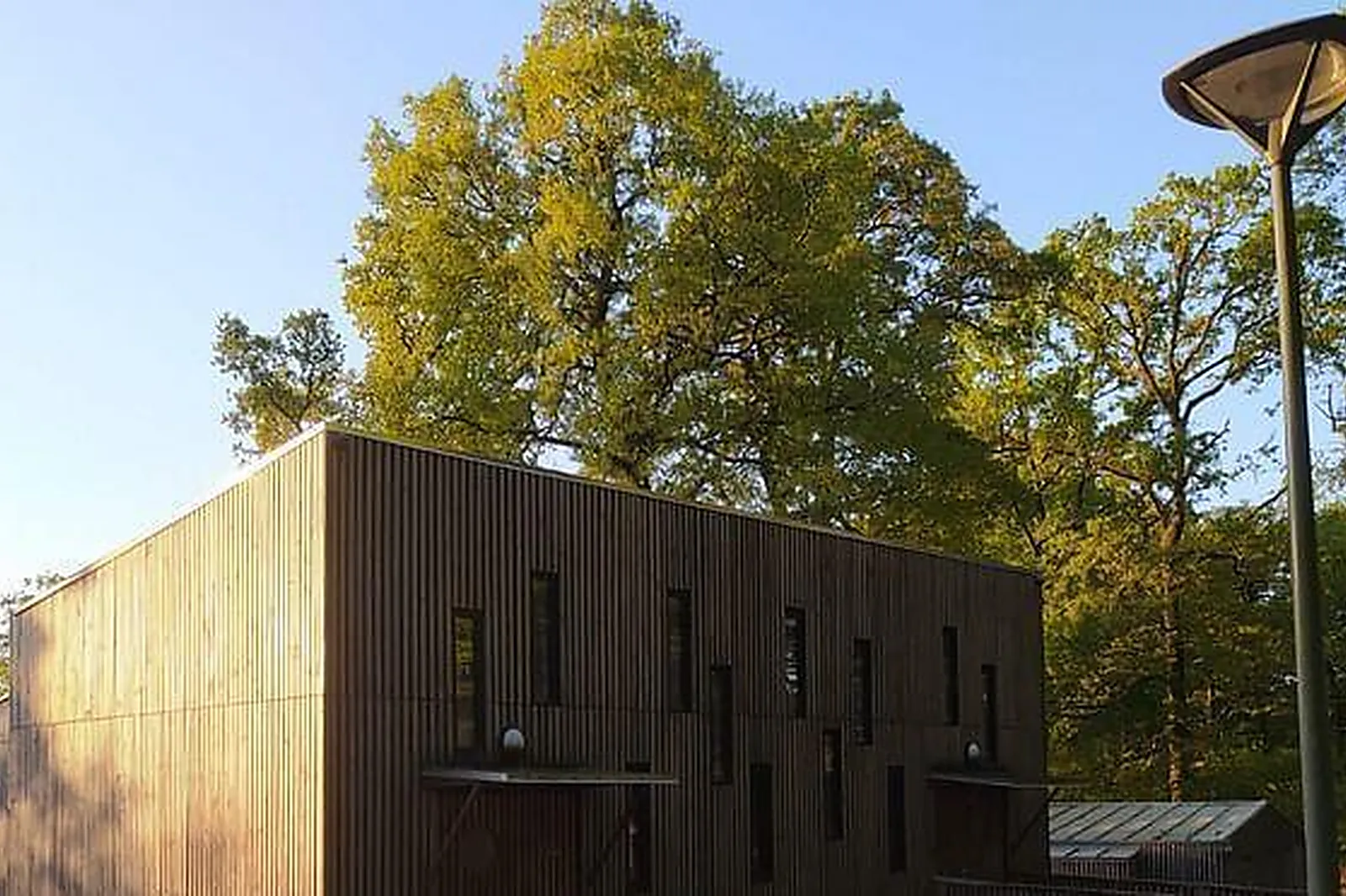 Lieux événementiels, L'ÉTAPE EN FORET