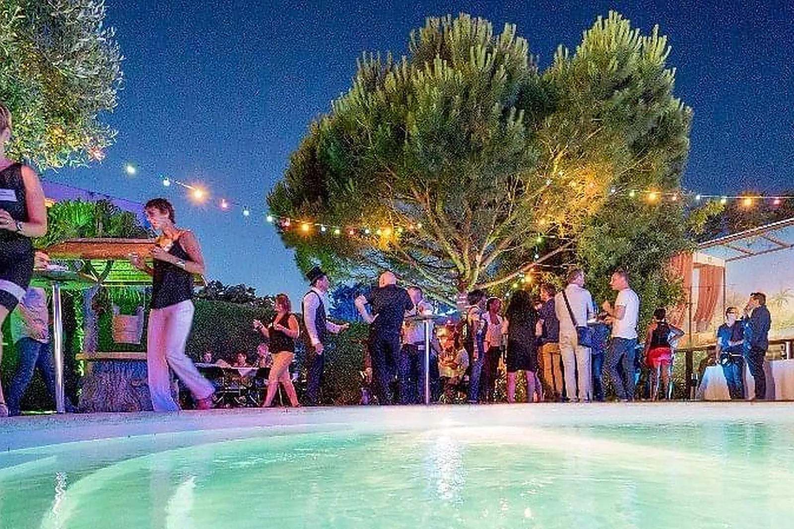 Lieux événementiels, L'ÎLE ENCHANTÉE