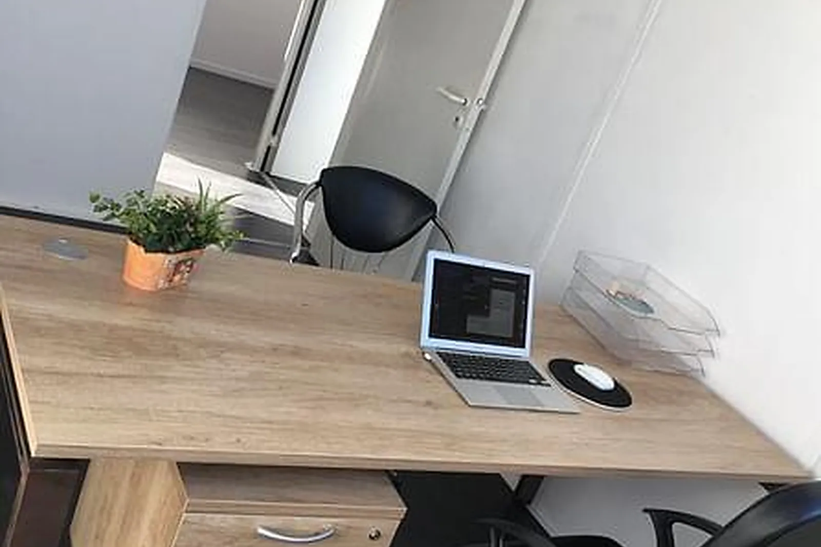 Lieux événementiels, L'ÎLOT TRAVAIL