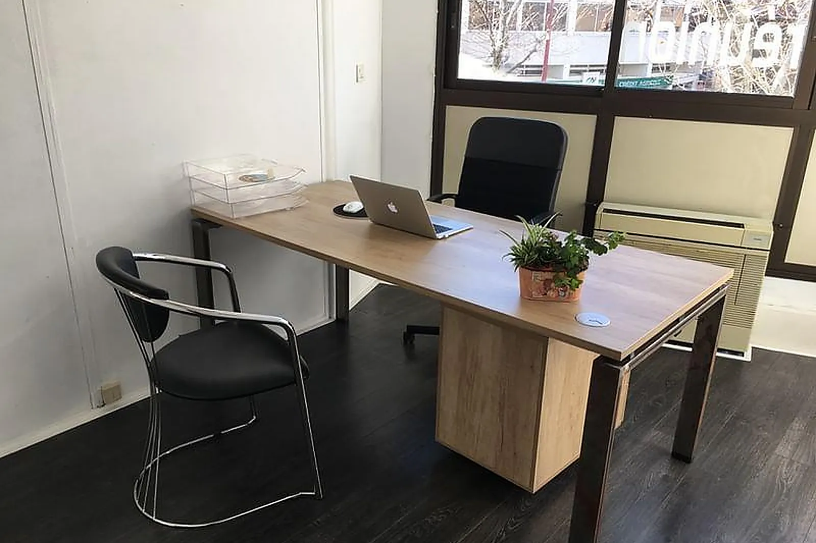 Lieux événementiels, L'ÎLOT TRAVAIL