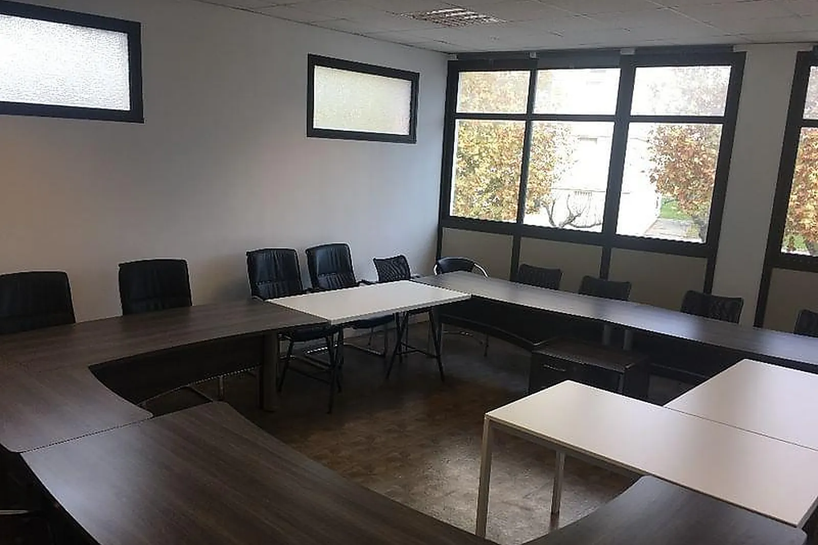 Lieux événementiels, L'ÎLOT TRAVAIL