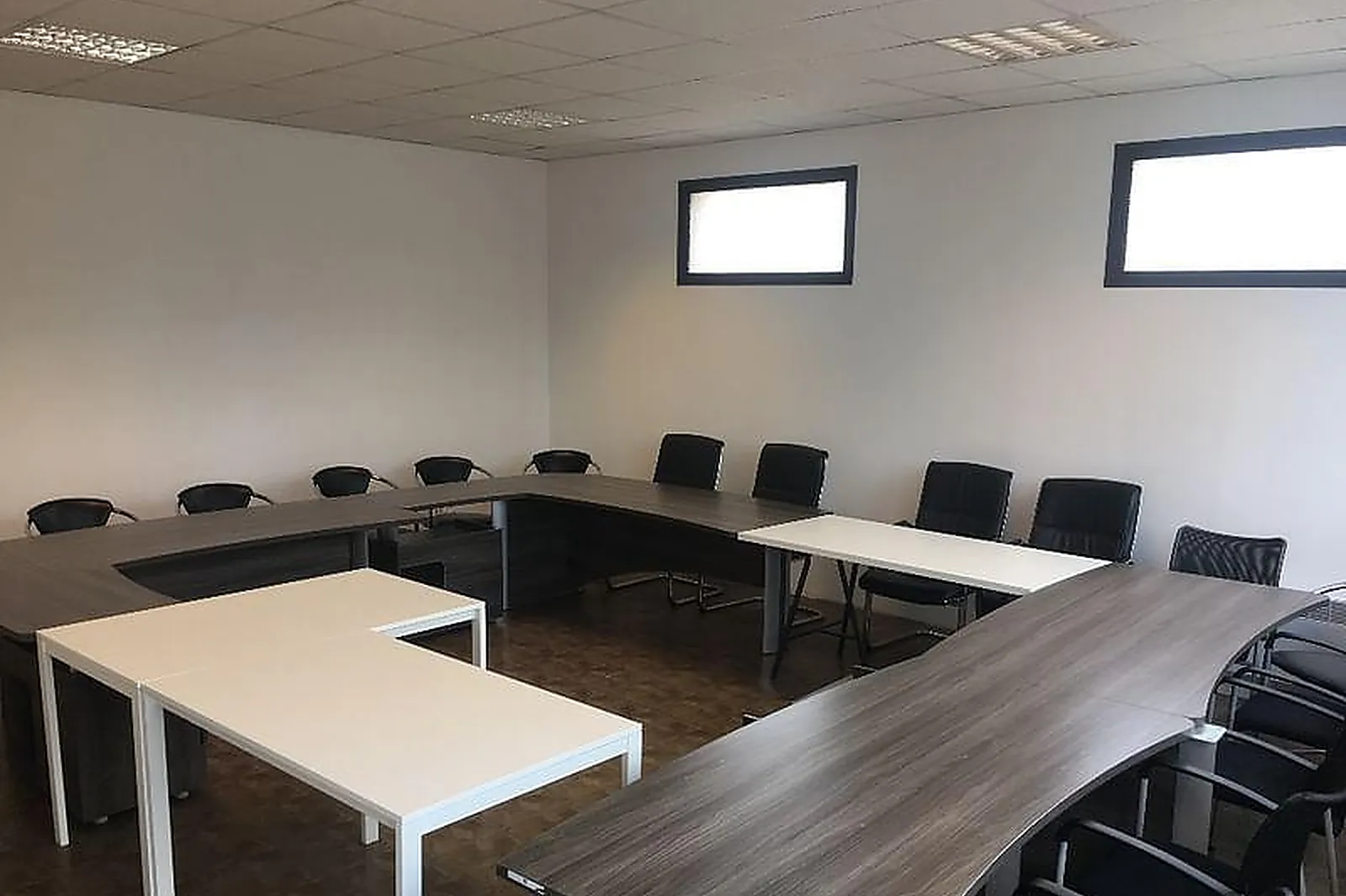 Lieux événementiels, L'ÎLOT TRAVAIL