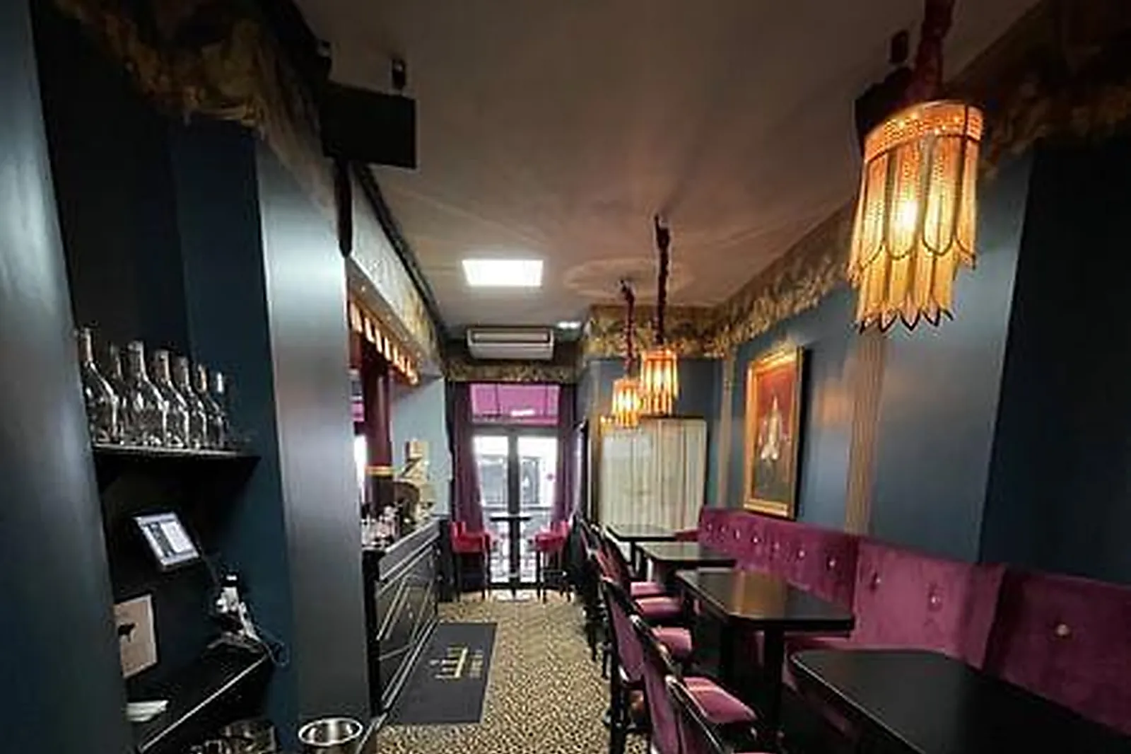 Lieux événementiels, L’EMPIRE DU 8EME