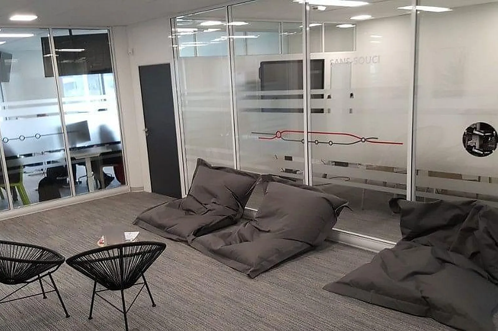 Lieux événementiels, L'ÎLE ENCHANTÉE