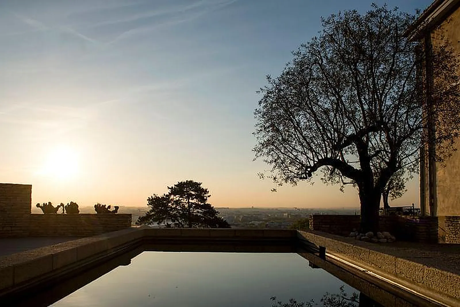 Lieux événementiels, SALLE DE RÉUNION CASTRAISE