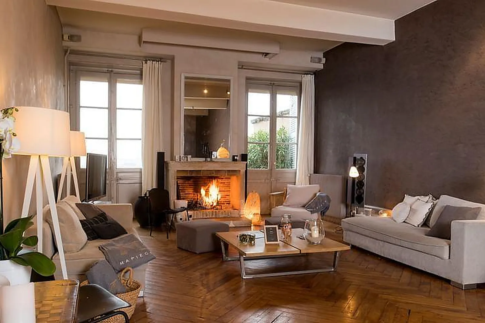 Lieux événementiels, SALLE DE RÉUNION CASTRAISE