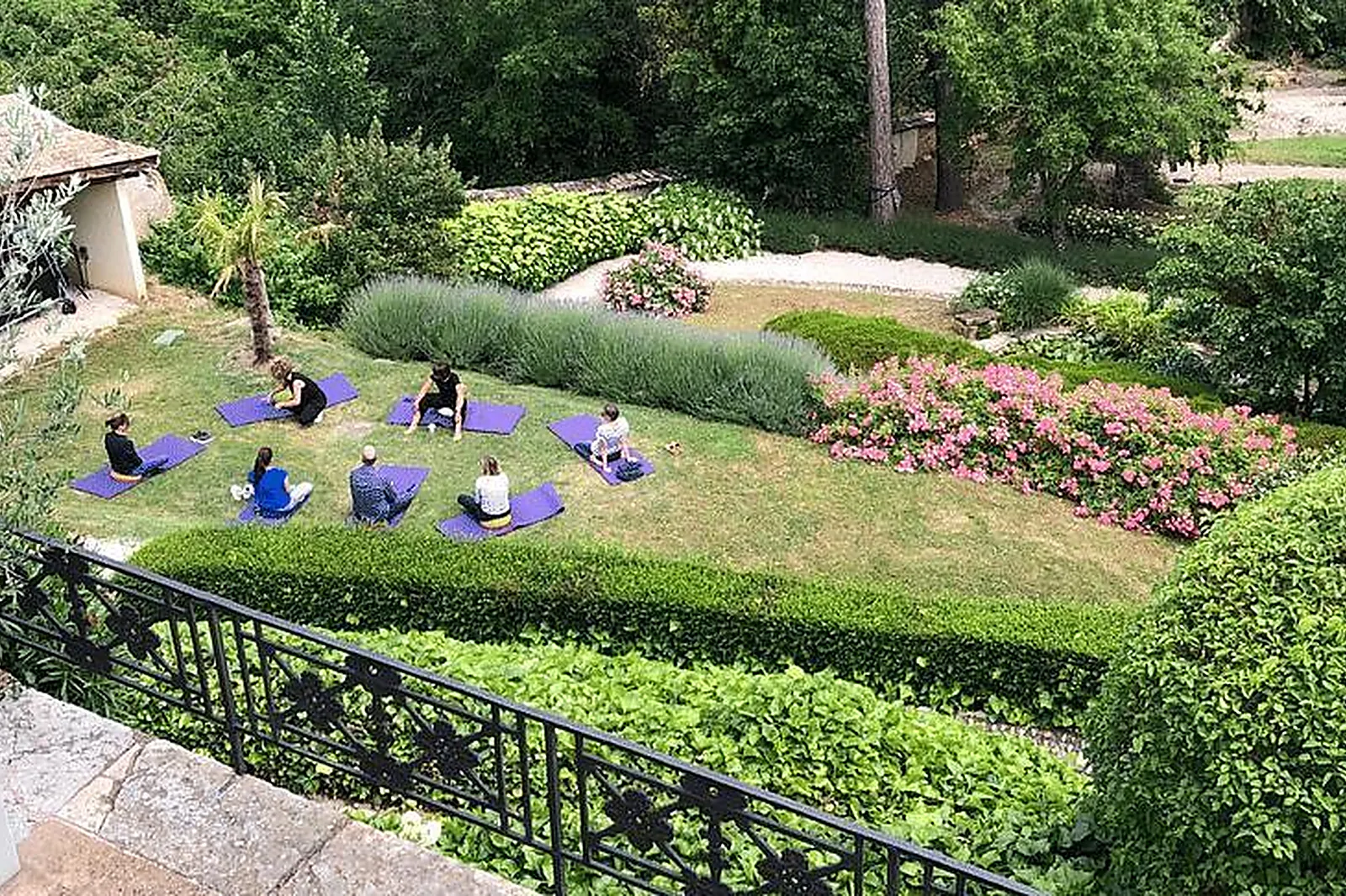 Lieux événementiels, SALLE DE RÉUNION CASTRAISE