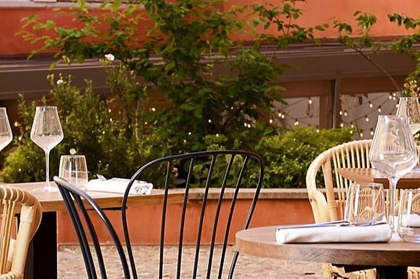 Lieux événementiels, MAPIÈCE X LA TABLE ROSE