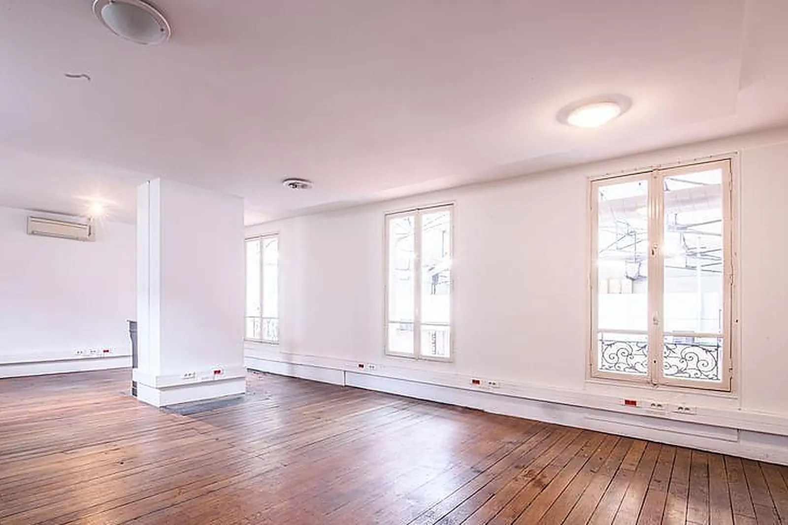 Lieux événementiels, MONT LOUIS