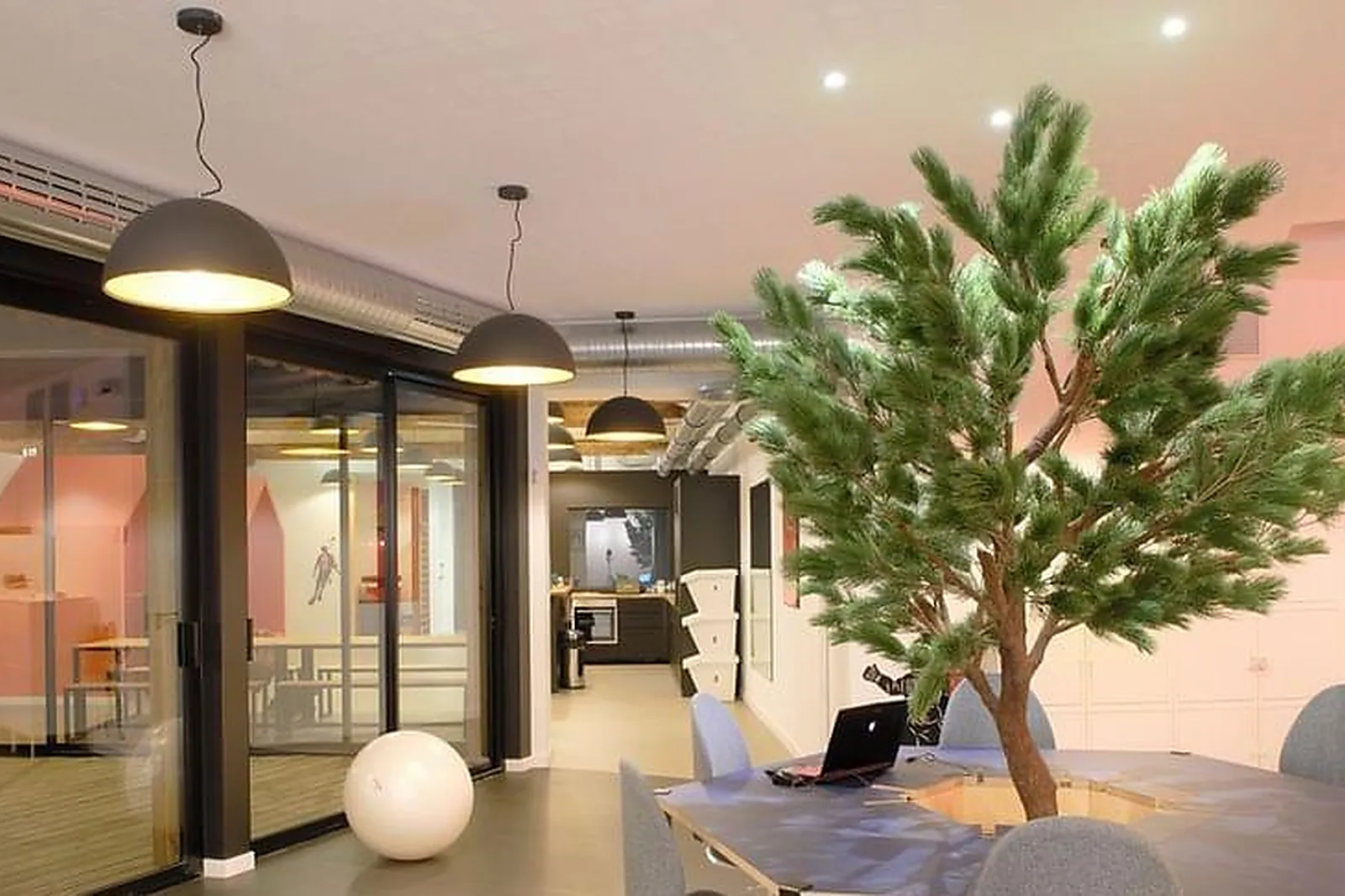 Lieux événementiels, MOTA MANUTENTION COWORKING