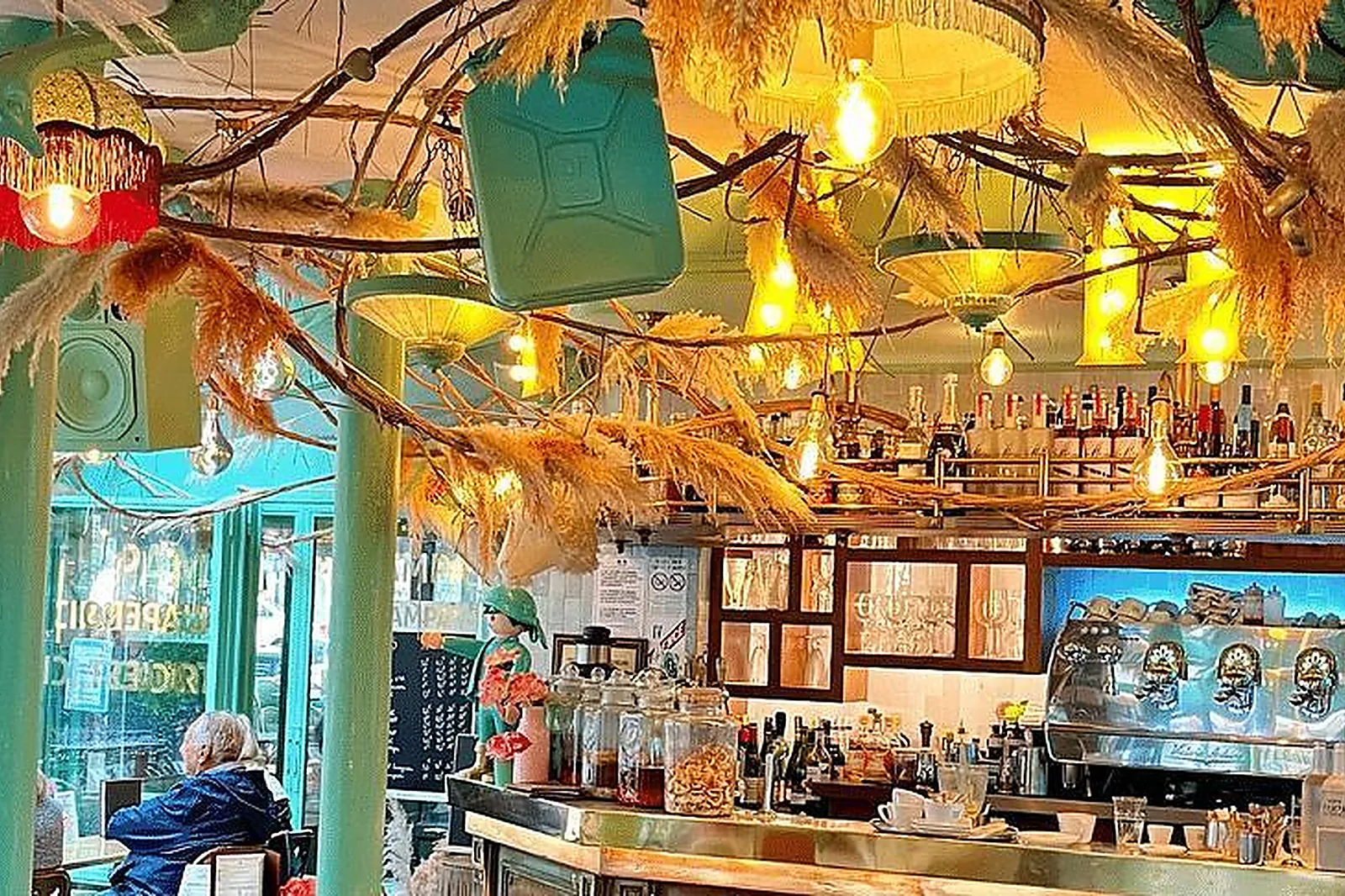 Lieux événementiels, MADAME PAMPA