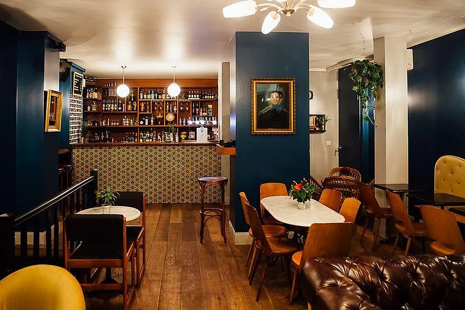 Lieux événementiels, MADAME PERVENCHE