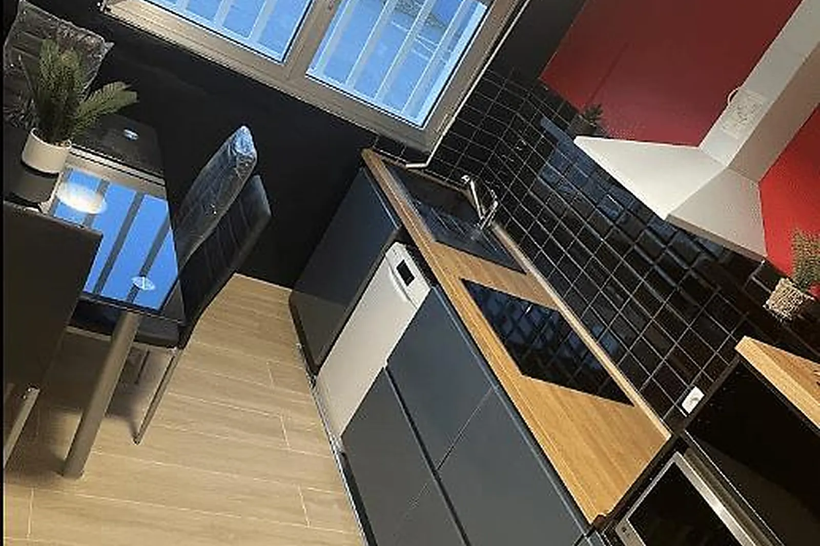 Lieux événementiels, MADARA RECORDS