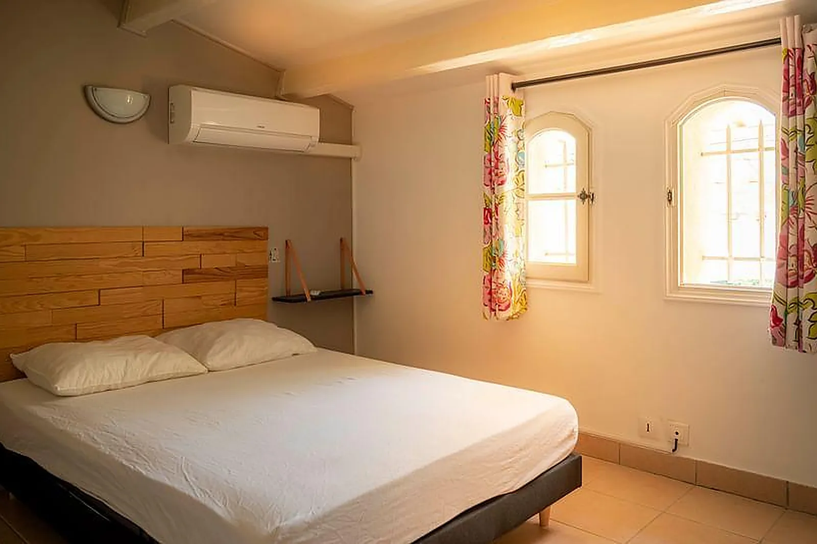 Lieux événementiels, MAGNIFIQUE VILLA AVEC PISCINE