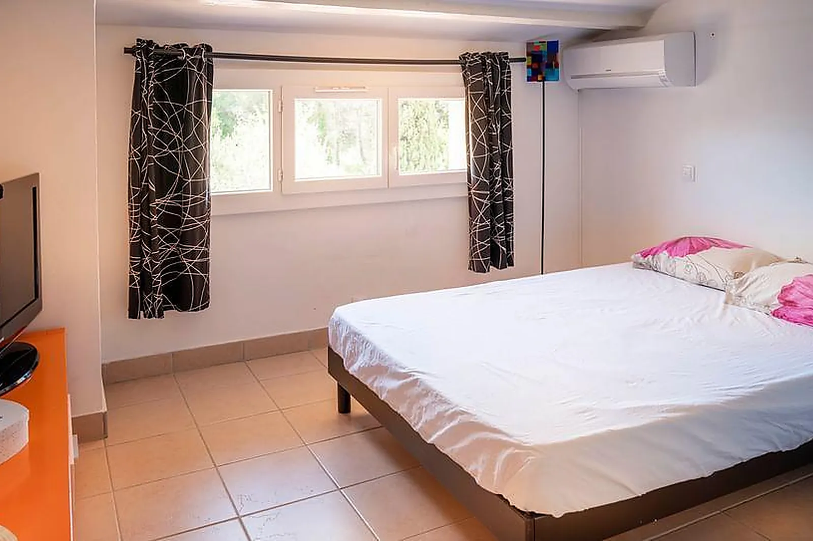 Lieux événementiels, MAGNIFIQUE VILLA AVEC PISCINE