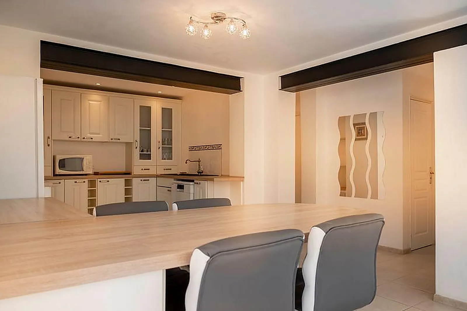 Lieux événementiels, MAGNIFIQUE VILLA AVEC PISCINE